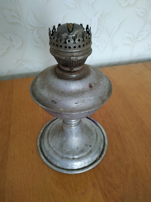 Керосиновая лампа без стекла