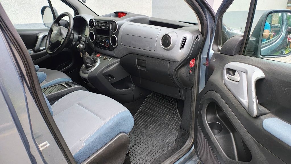 Citroen Berlingo 1,6 HDi,, 5 osobowy,, klimatyzacja