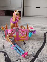 Barbie Koniki Stylizacja i opieka Zestaw Lalka + konie i akcesoria