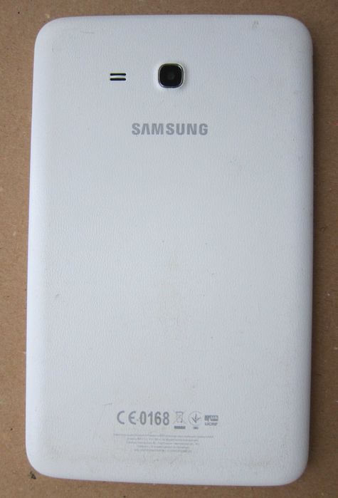 Планшет Samsung Galaxy Tab 3 Lite SM-T111 8 Гб, белый