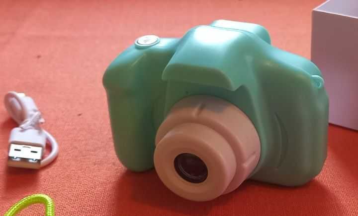 Дитячий фотоапарат