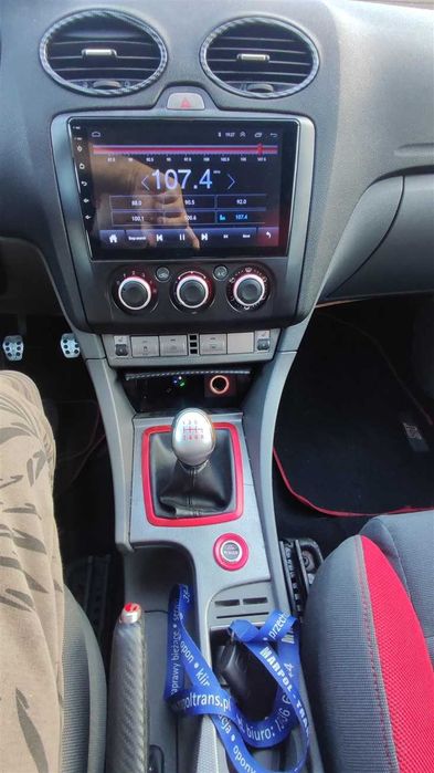 Ford Focus ST 2.5T LPG 260 KM