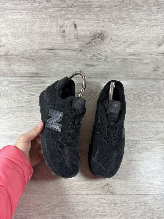New Balance 574 Black жіночі кросівки 37 розмір