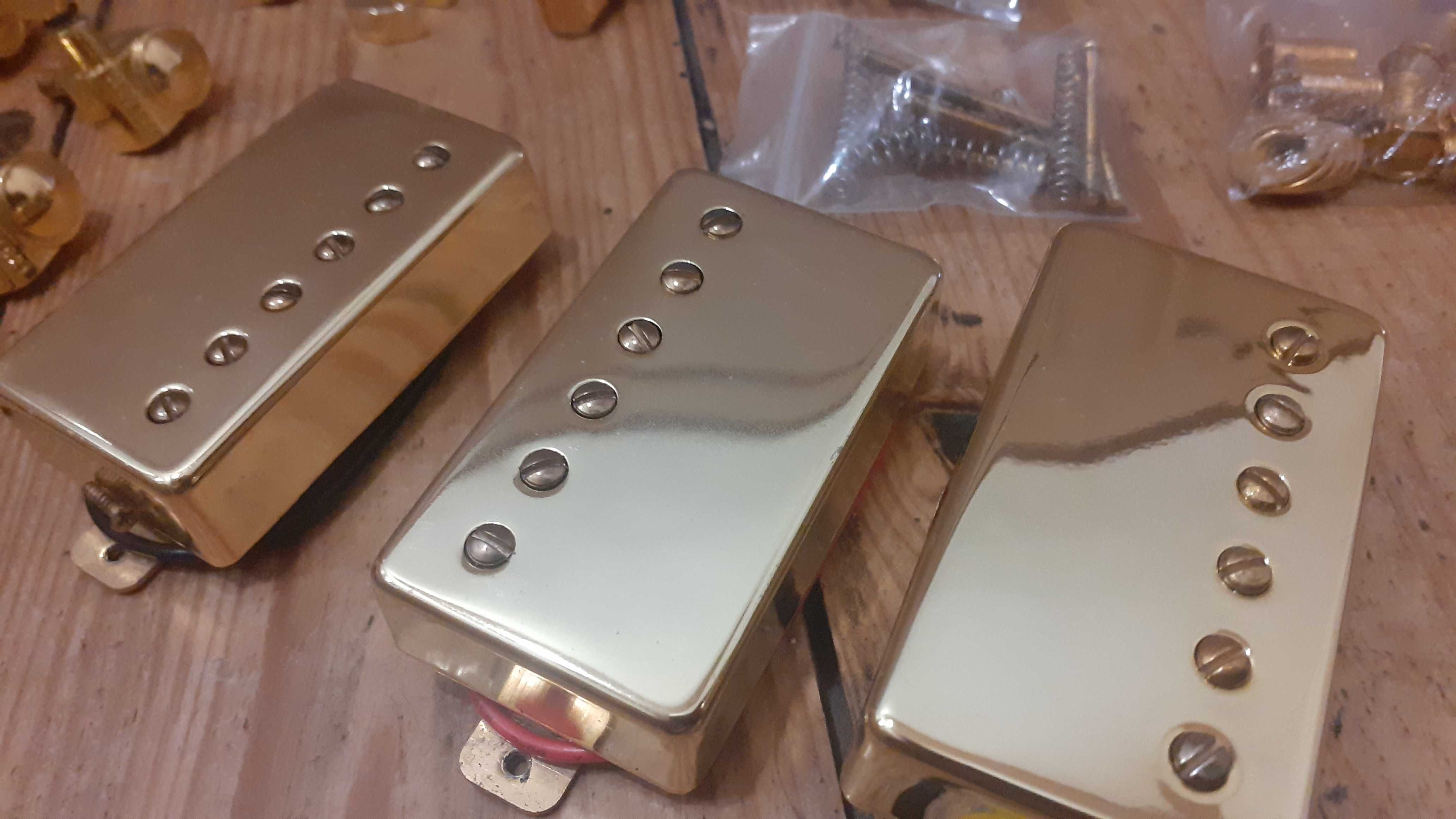Humbuckers + Afinadores + Ponte + Tailpiece