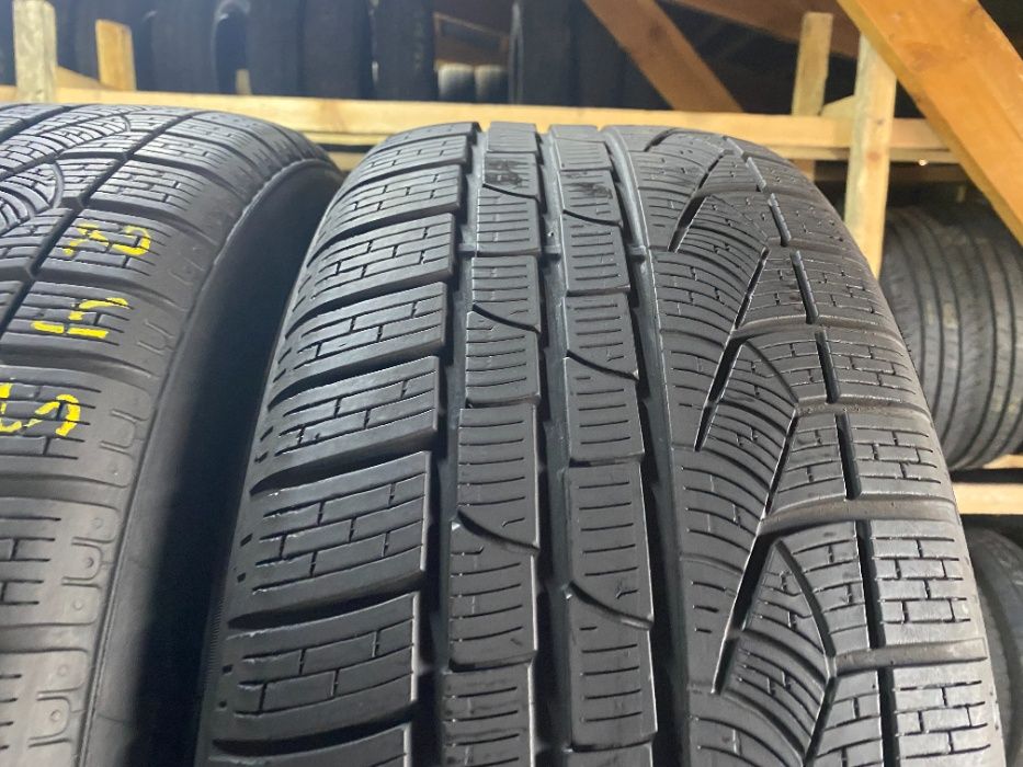Шини зимові 245/55R17 Pirelli Sottozero2 2шт
