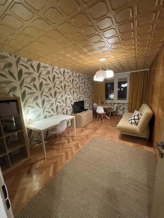 Pokój 17 m²+ balkon . Zwierzęta mile widziane :) Od grudnia/stycznia