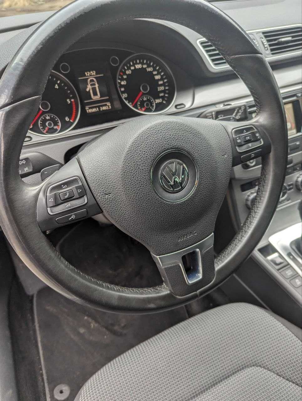 Volkswagen Passat 2012 B7 •2.0TDI DSG