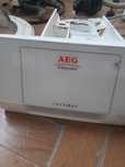 Maquina AEG às peças