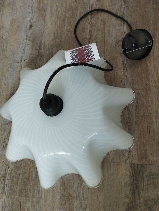 Продам світильник, б/у