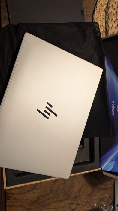 Portátil HP omnibook x 14 snapdragon plus 16gb/1Tb