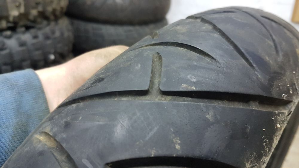 opona motocyklowa przod przednia 120/70-17 bt021 batelax bridgestone