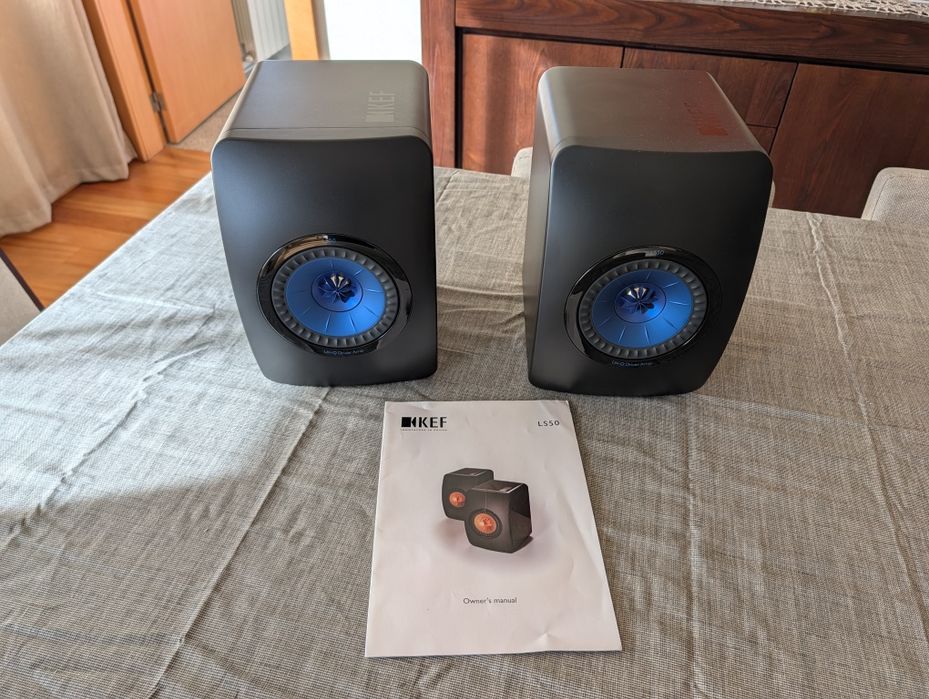 KEF LS 50 - Colunas monitoras