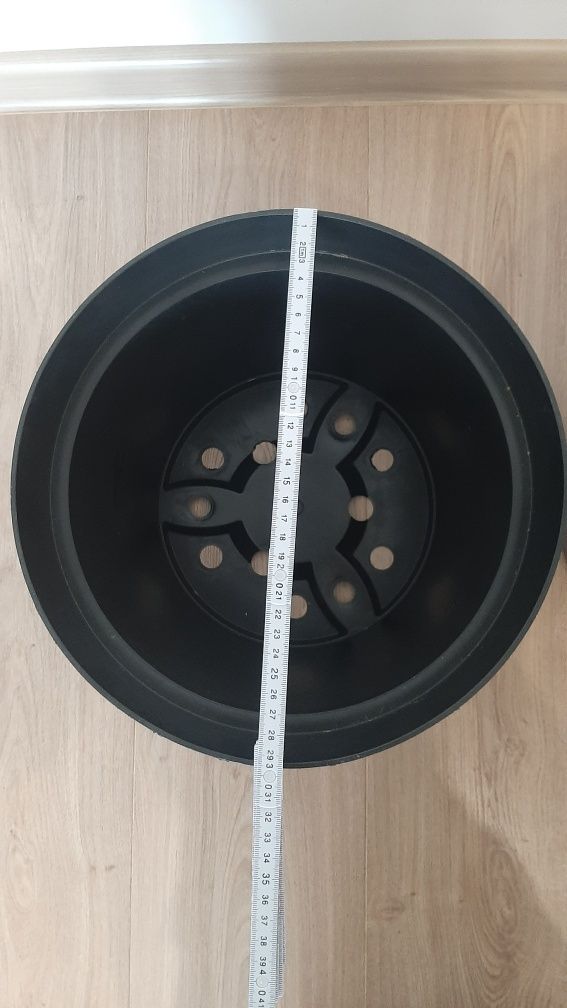 2x bardzo duża doniczka plastikowa czarna