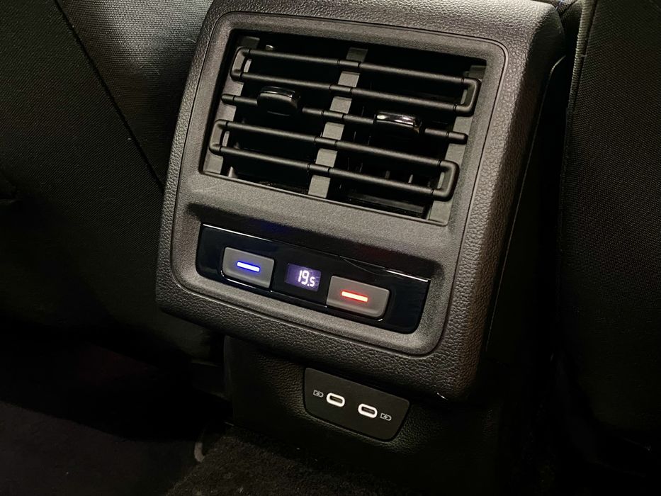 VW GOLF 8 GTE Плагін-Гібрид