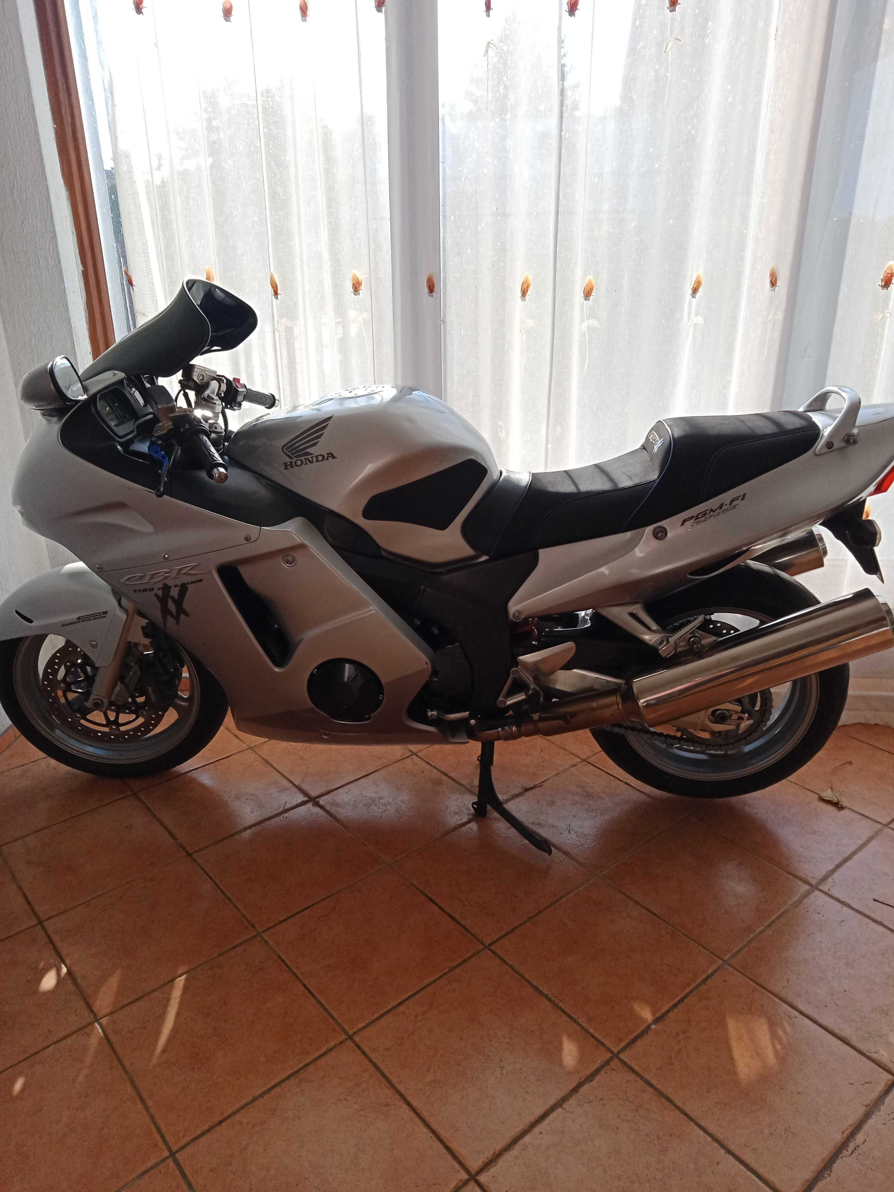 Honda CBR XX 1100