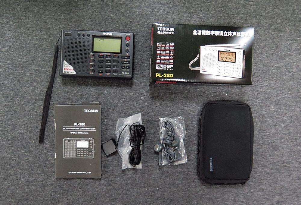 Радіоприймач цифровий TECSUN PL-380