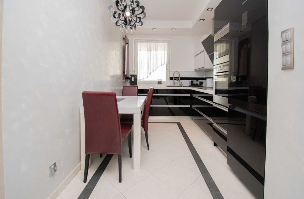 Mieszkanie do wynajęcia - 3 niezależne pokoje - CENTRUM!