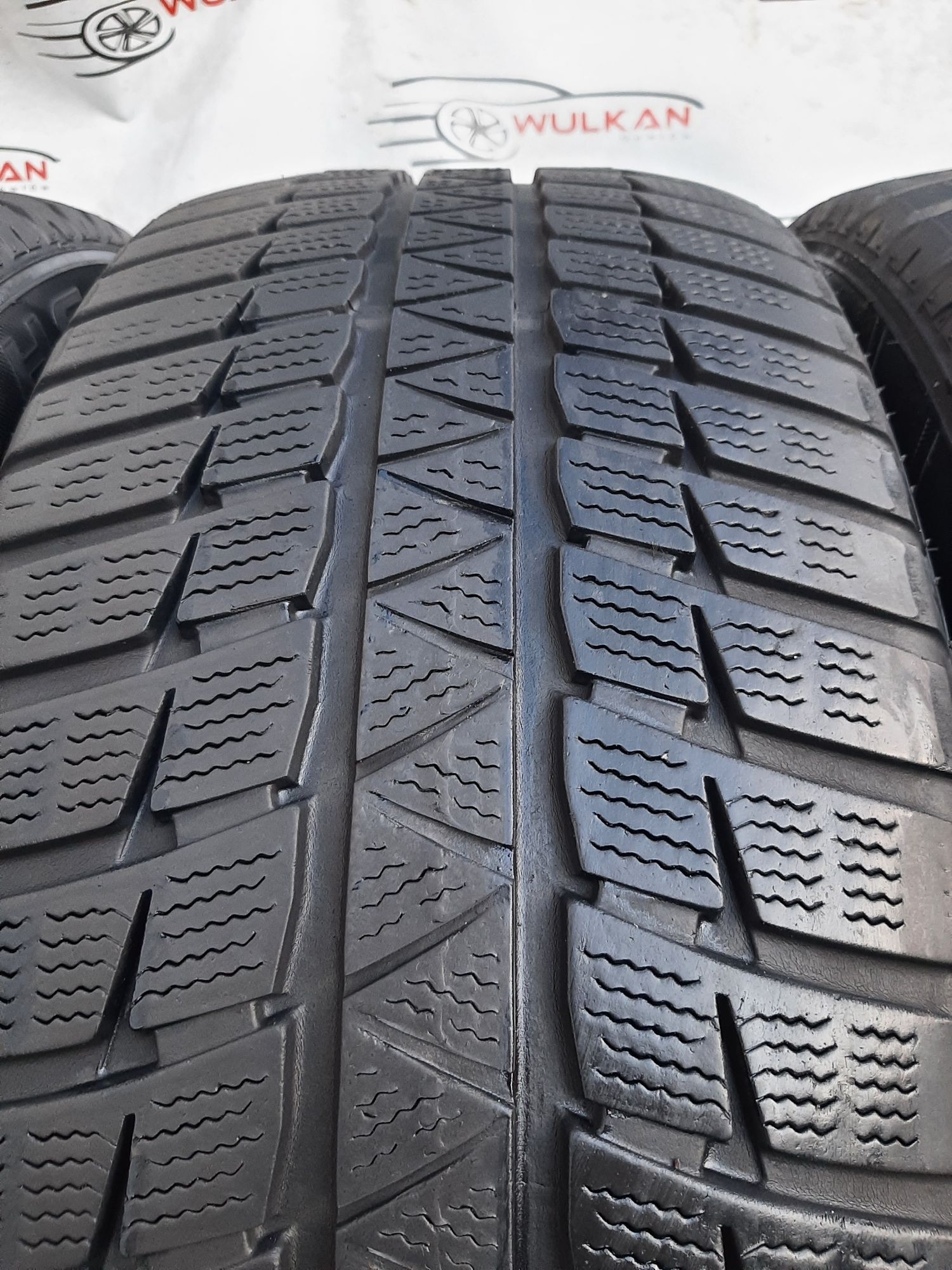 4x 225/55r17 101V Falken Eurowinter HS449