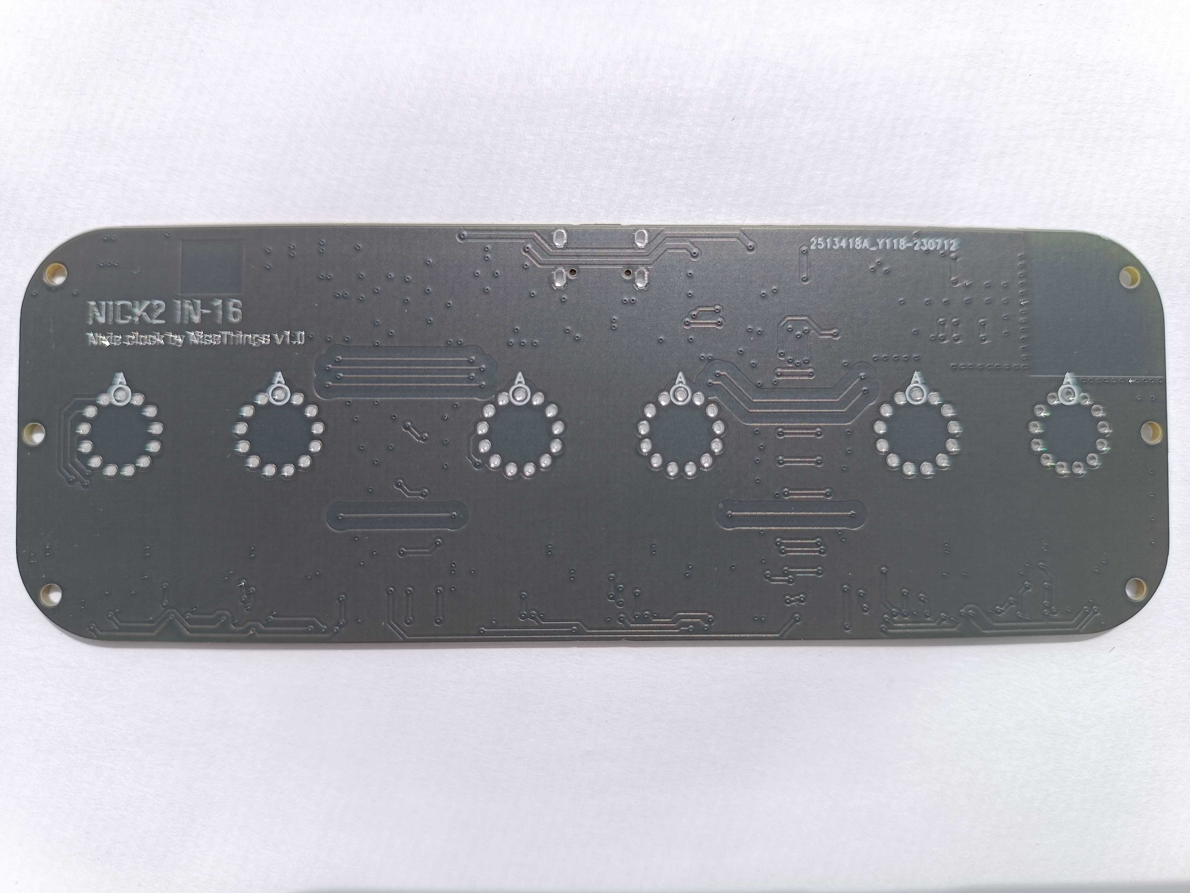 Друкована плата годинника Флора-ESP8266 на ин-16