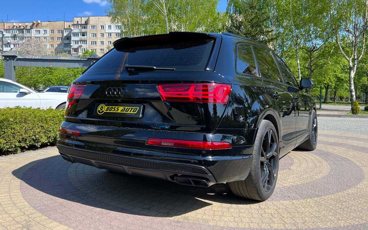 Audi Q7 2015 року