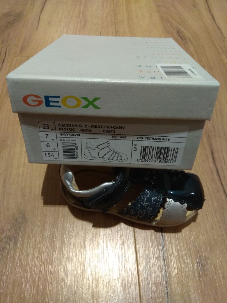 Sandały dziewczęce Geox 23