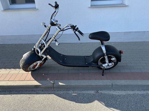 Skuter elektryczny chopper Dogebos