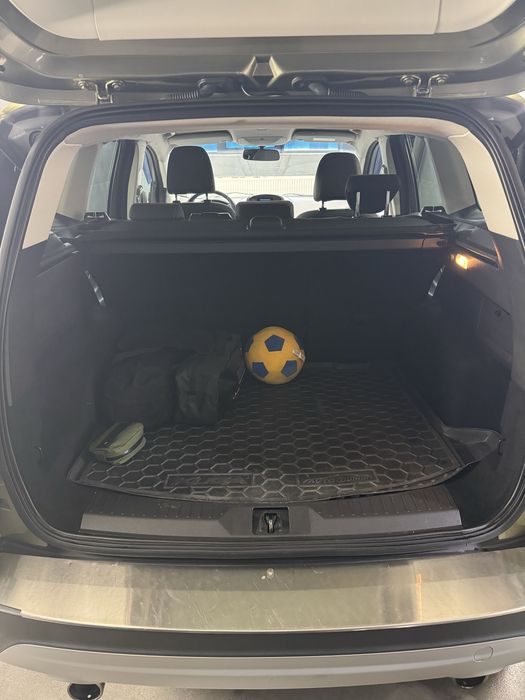 Продам терміново Ford Kuga 2015, II покоління, 2.0D AT (150 к.с.) 4WD