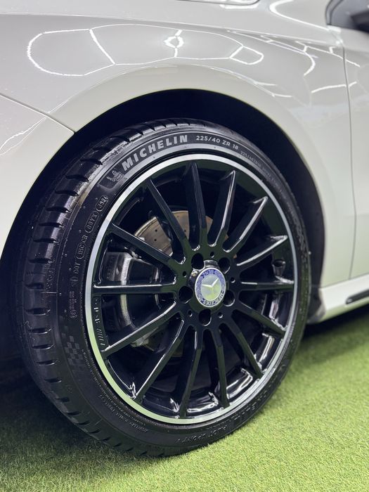 Mercedes-Benz A180 CDI AMG - Poucos KM - Desde 268€/Mês