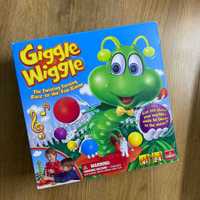 Настільна гра для дітей  Giggle Wiggle Goliath