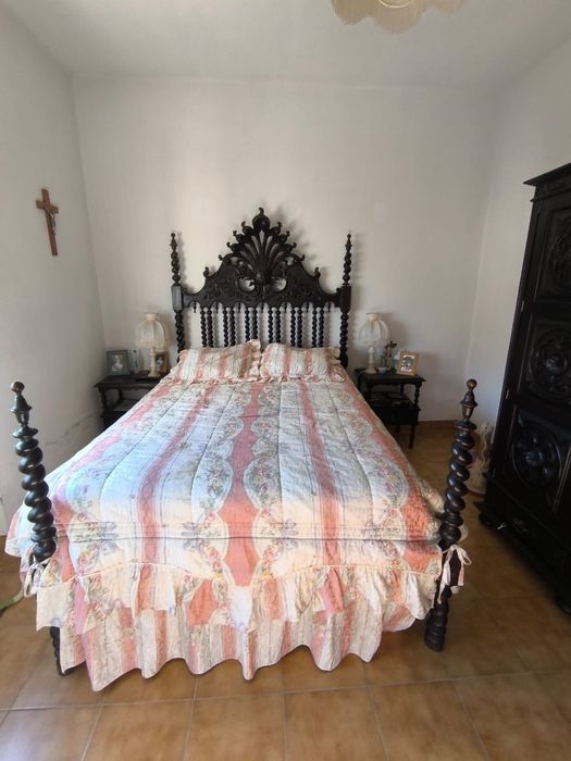 Mobilia de quarto antiga completa
