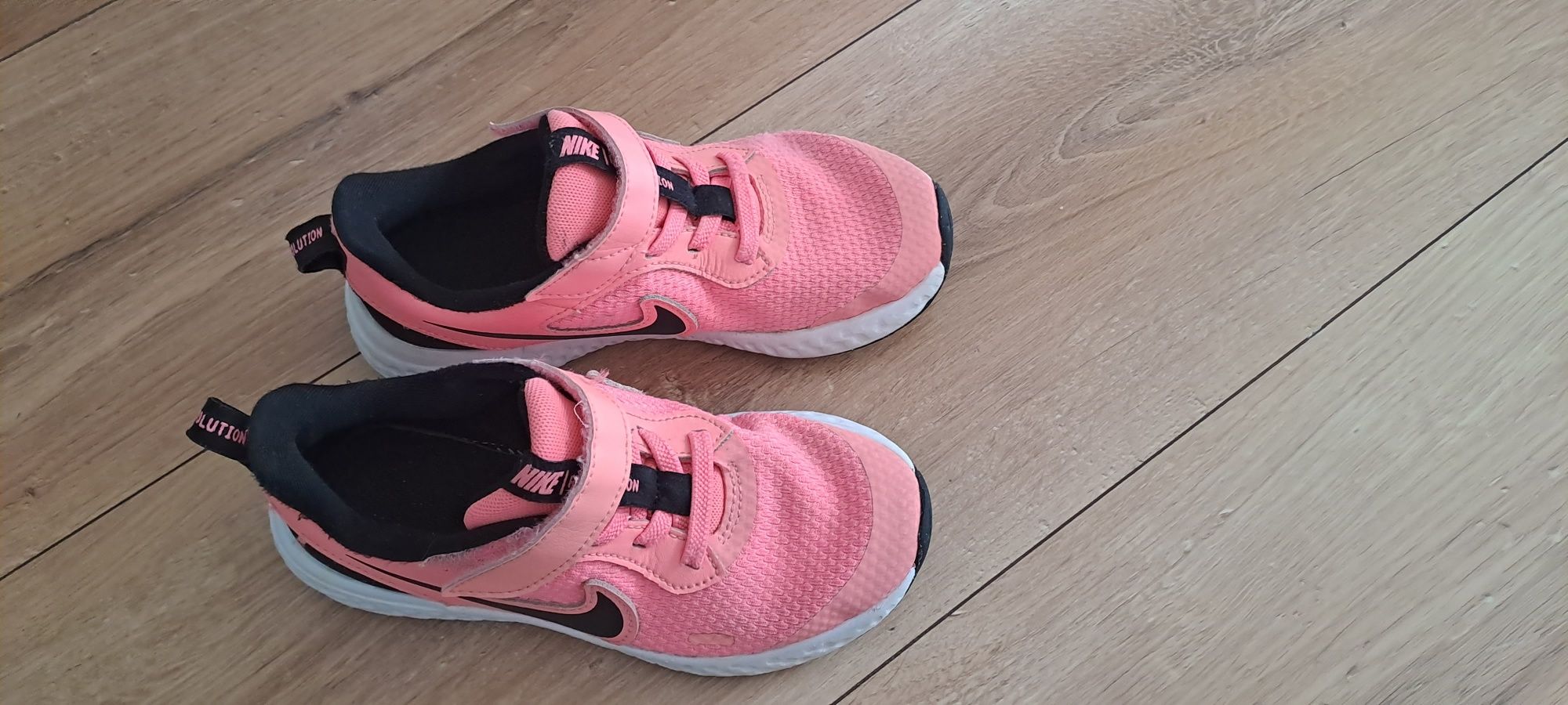 Sprzedam buty Nike roz. 29,5.