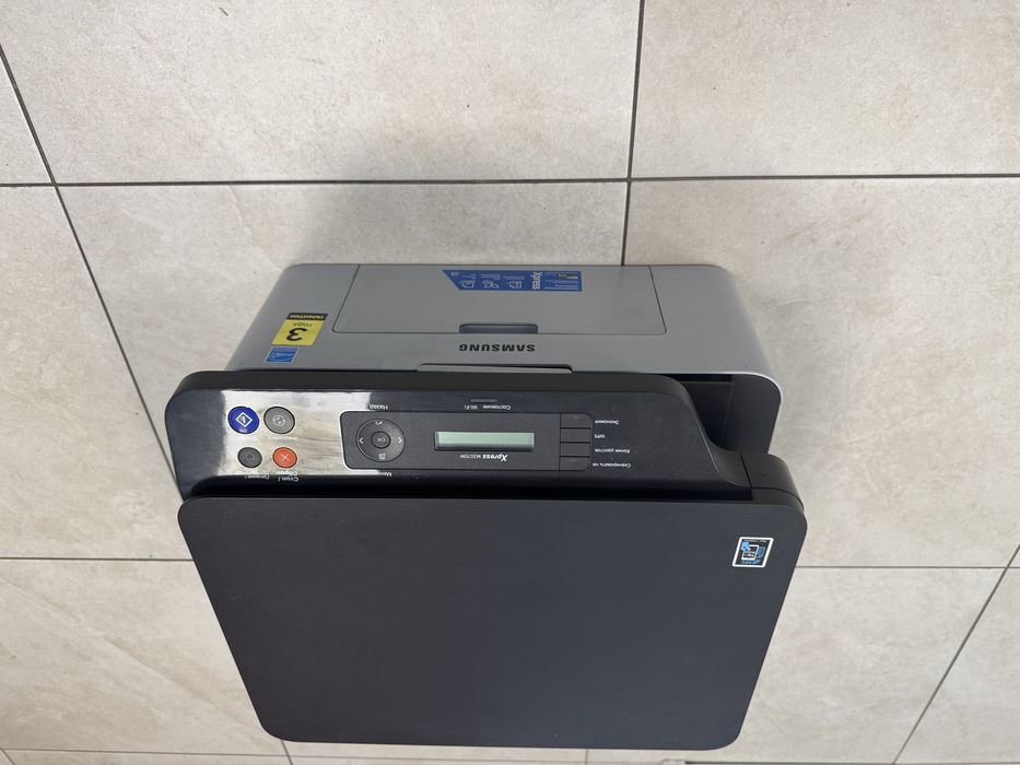 МФУ принтер Samsung Multifunction M2070W