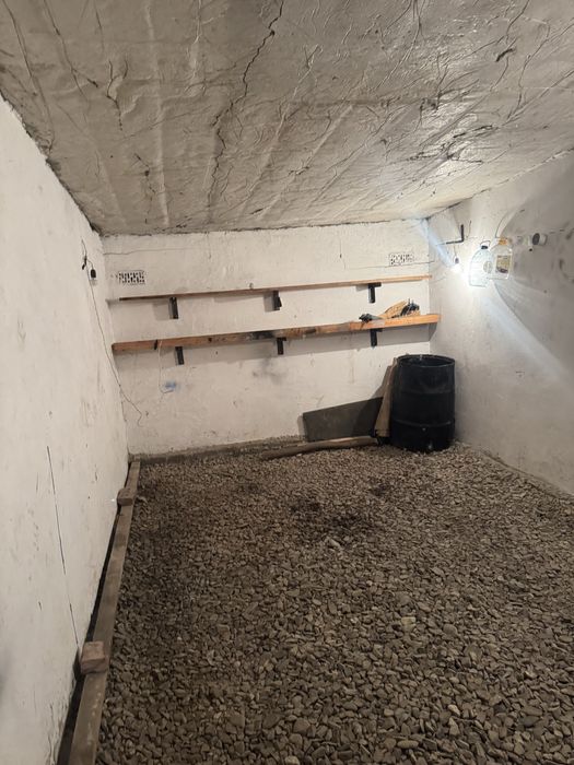 Здам гараж вул кармелюка кооператив 3