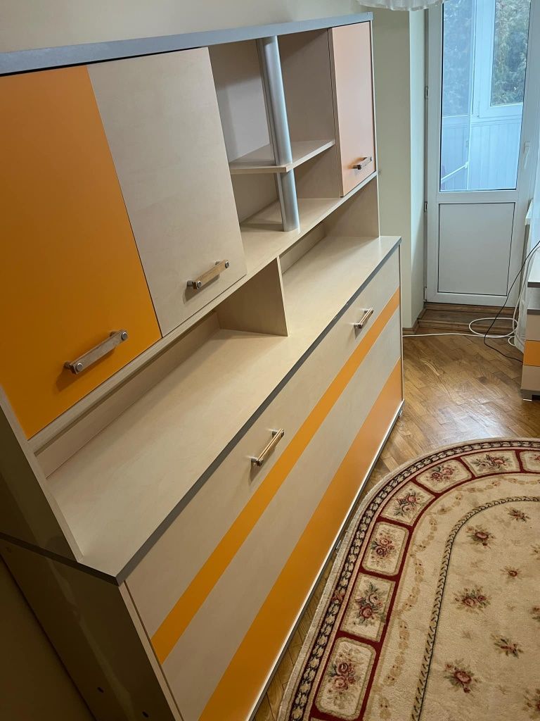Продаю дитячі меблі