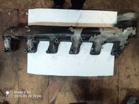 Kolektor ssący silnika perkins z ciągnika massey ferguson 6260