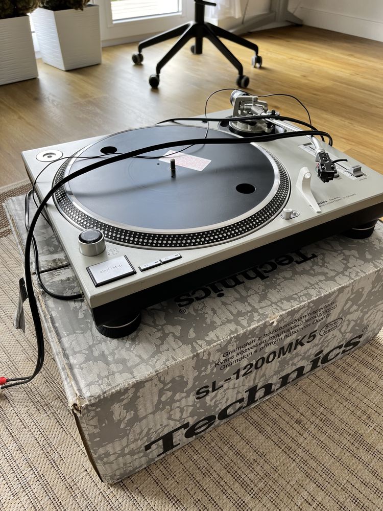 Technics 1200 mk5