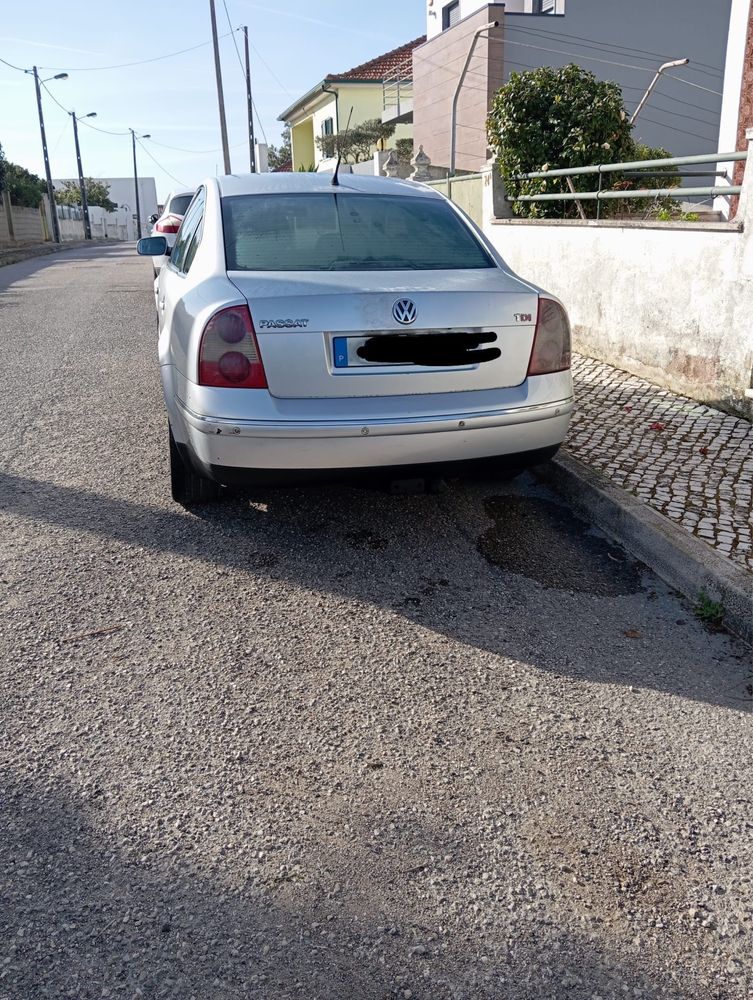 Vw passat 1.9 tdi. 130 cv