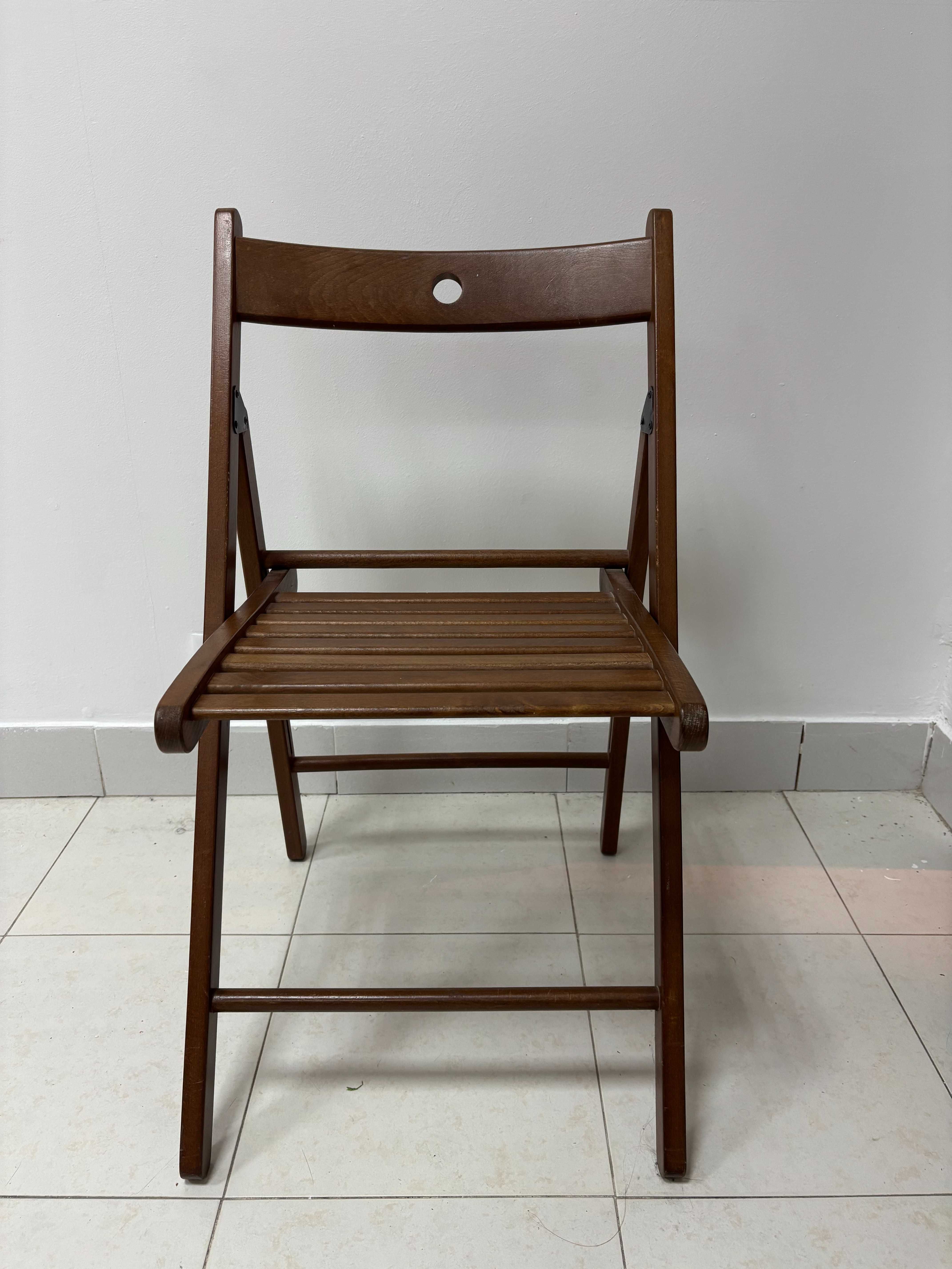 Cadeiras madeira IKEA com coxim (almofada)