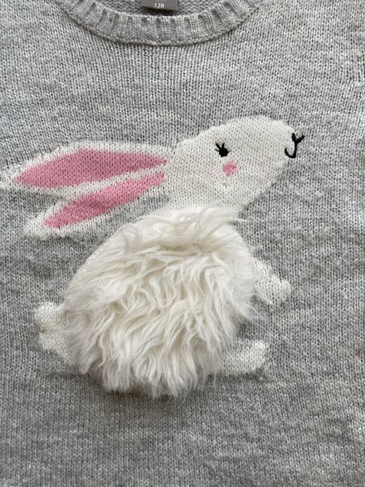 Wełniany sweter dla dziewczynki rozmiar 128cm