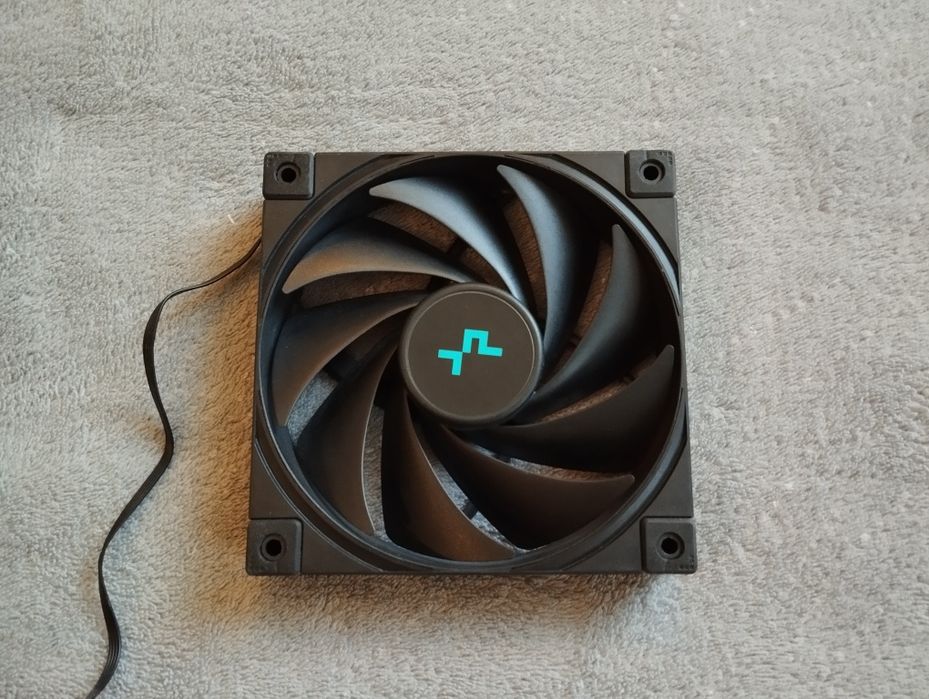 Deepcool AK500 – chłodzenie procesora 120 mm