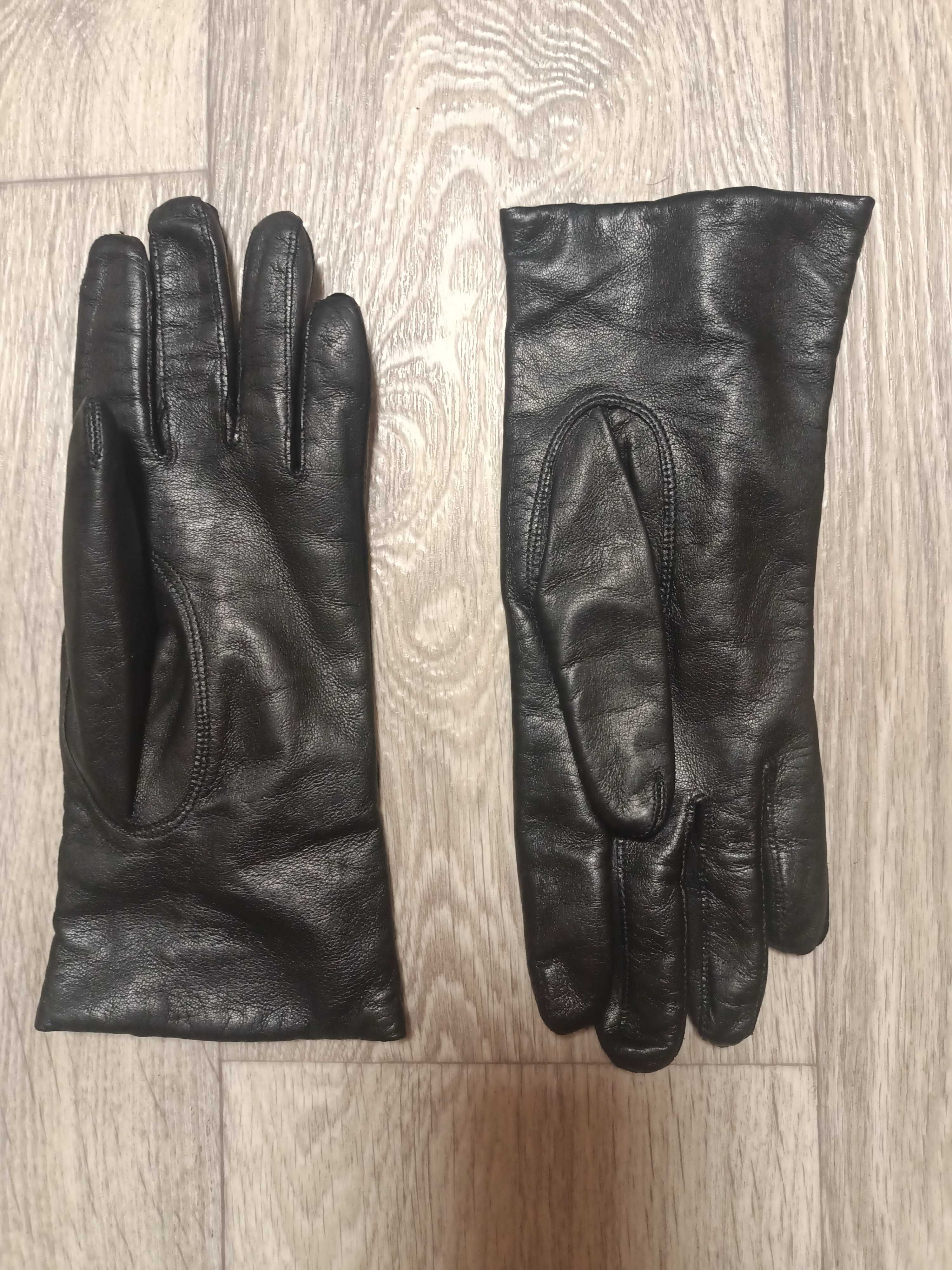 Перчатки кожаные женские 7 размер S Франція