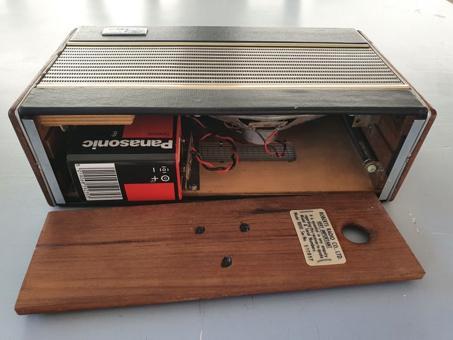 Rádio vintage Roberts Radio - Reino Unido