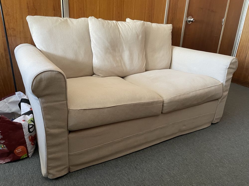 Sofa EKTORP IKEA 2 lugares Beje