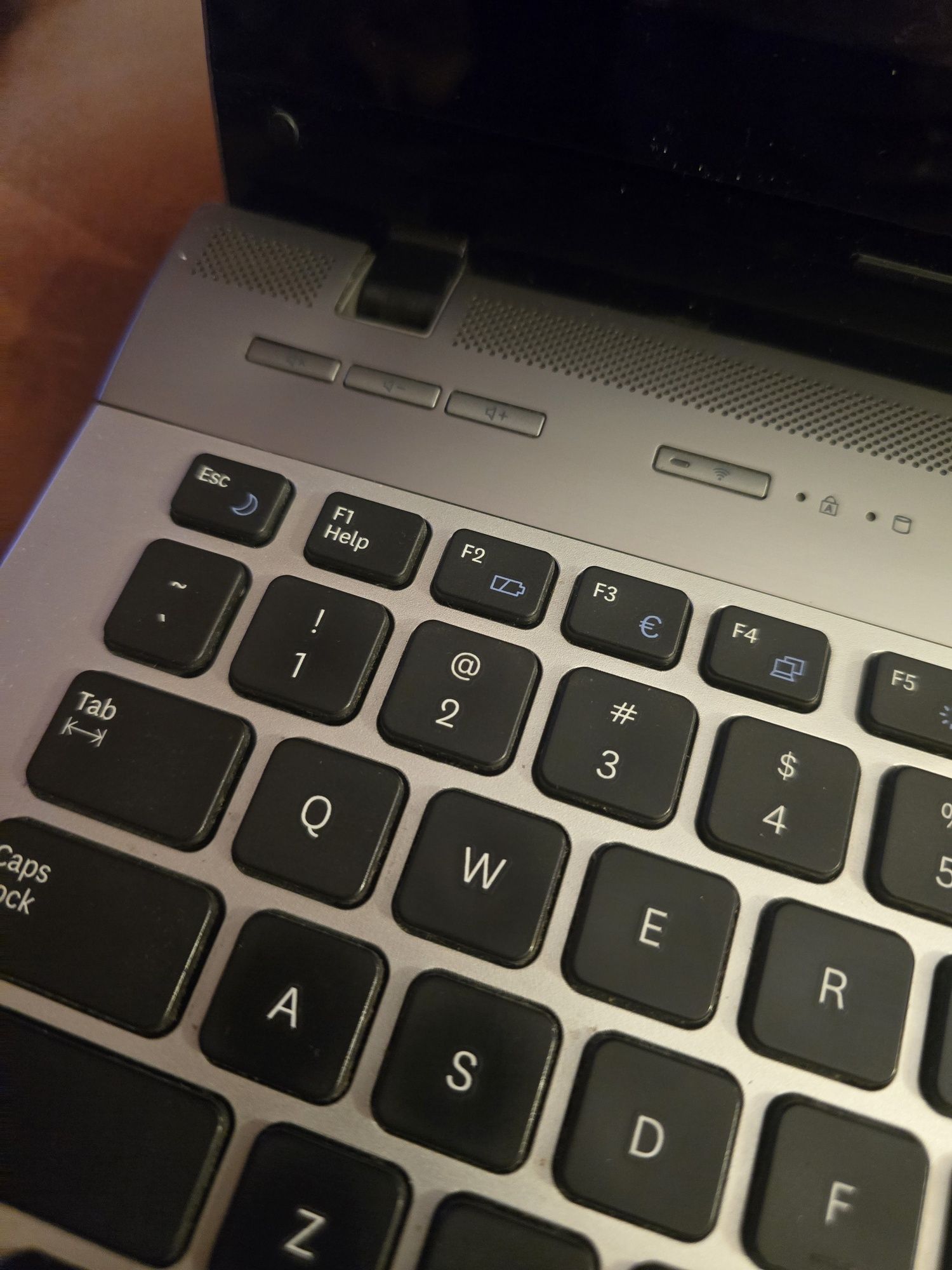 Notebook Samsung QX310-S02