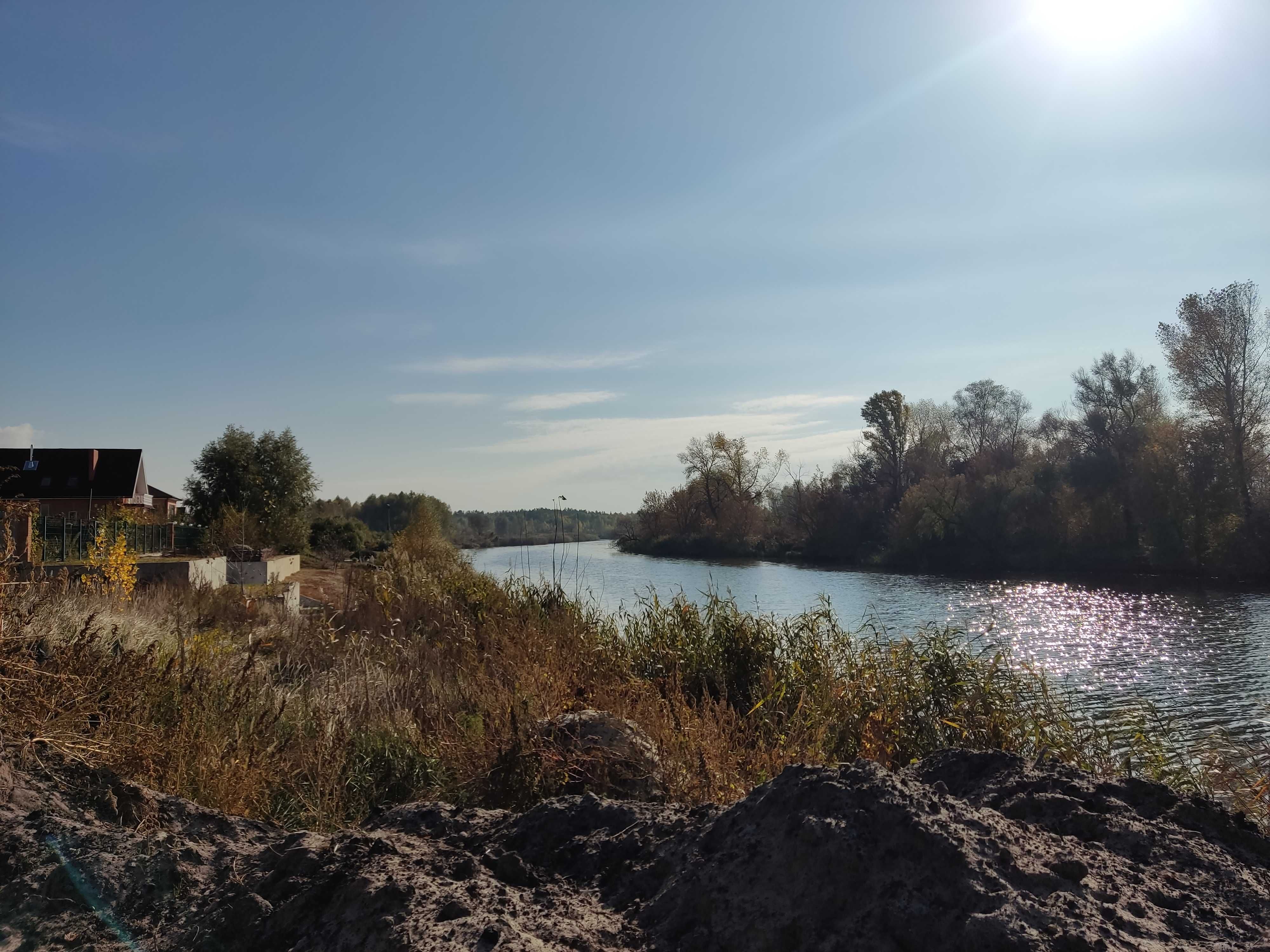 Дом на берегу залива Днепра, с Вишенки, рядом лес не далеко Осокорки