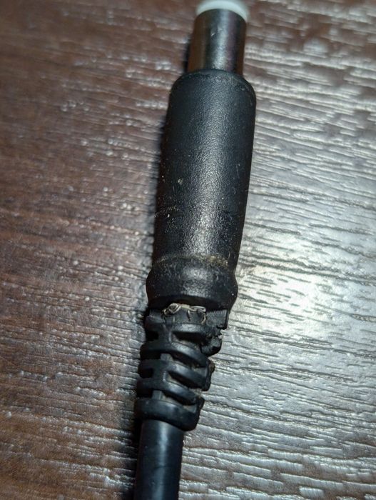 Зарядний пристрій, зарядне dell 65w