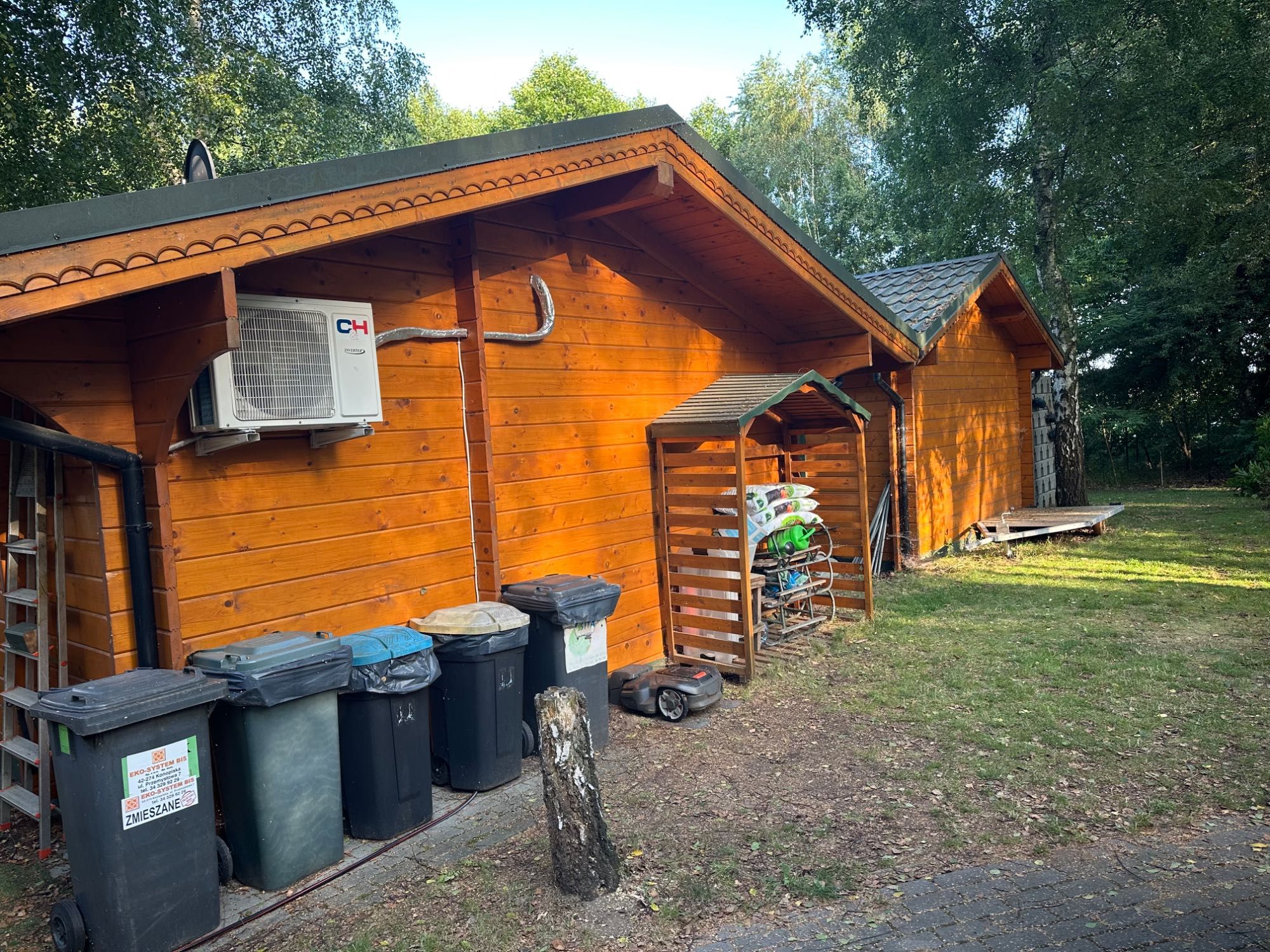 Na sprzedaż: ocieplany drewniany domek 5 x 3,5 m z klimatyzacją i WC