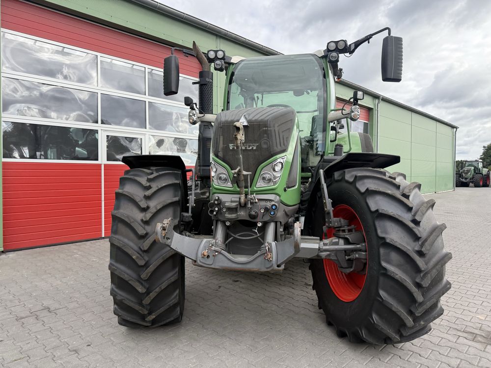 FENDT 724 Profi+ Ladowacz Tur TUZ WOM RTK ja 720 czy 722 i scr 820 s4