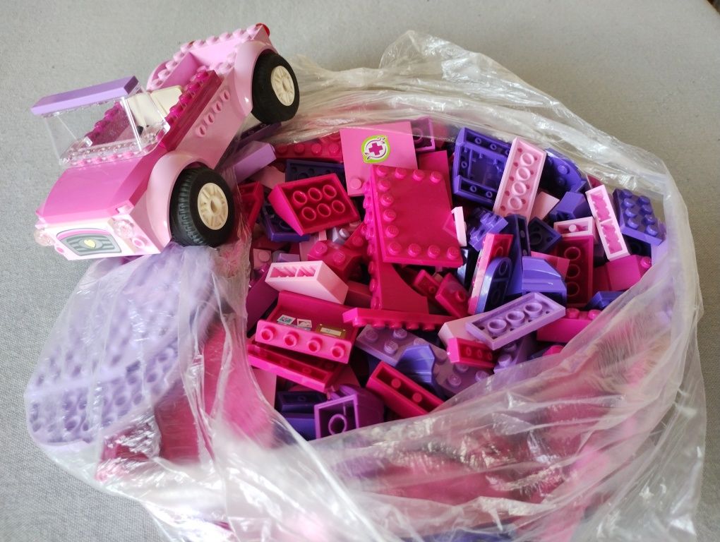 LEGO mix kolory róż, fiolet, magenta seria Friends  i Disney 0,5 kg.