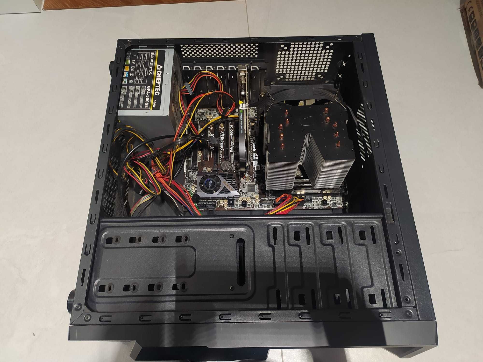 Komputer stacjonarny i7-3820, Quadro 2000, DDR3 4x4GB 1600MHz